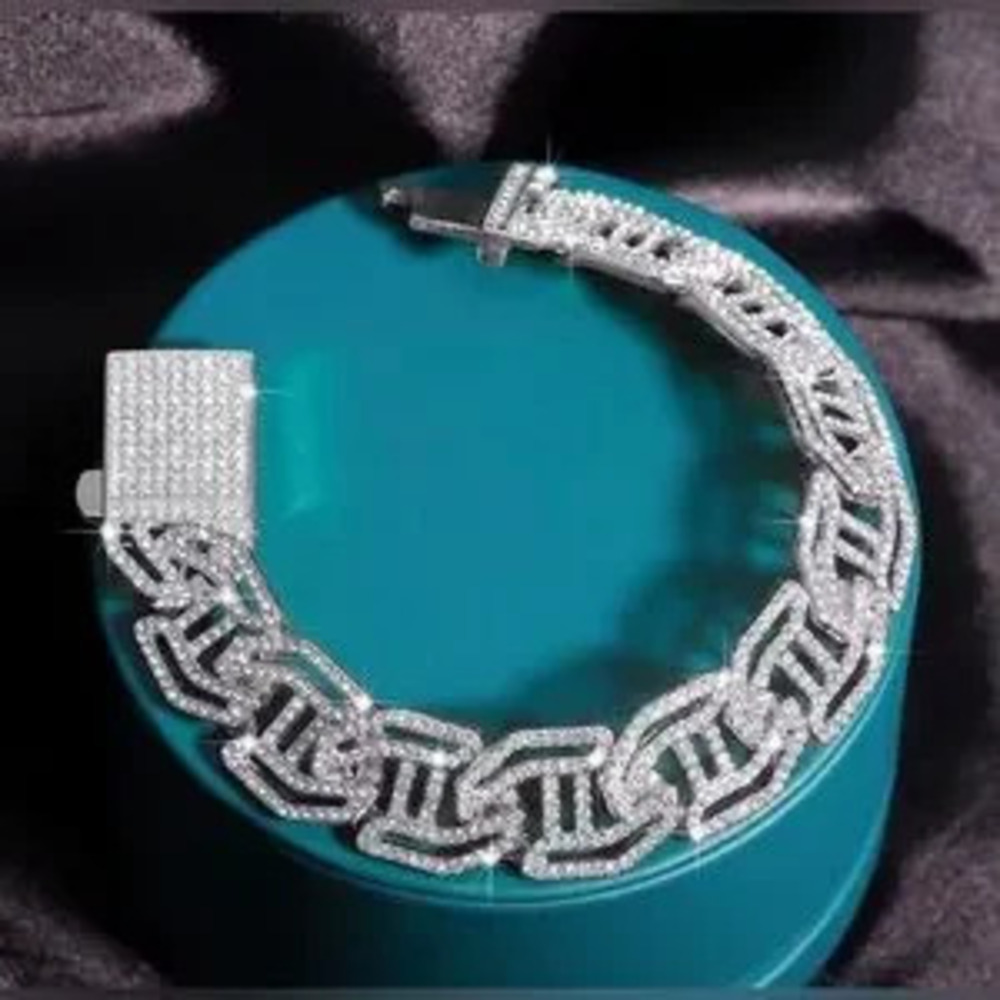 18K White Gold Iced Micro Pave Geometrical Cuban Link Streetwear Punk Bracelet